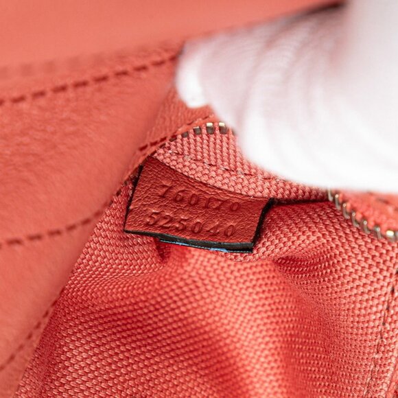 GUCCI Pink Leather Shoulder Bag - Picture 9 of 11